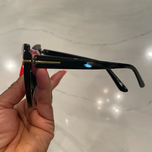 Cat Eye Sunglasses - Picture 3 of 5